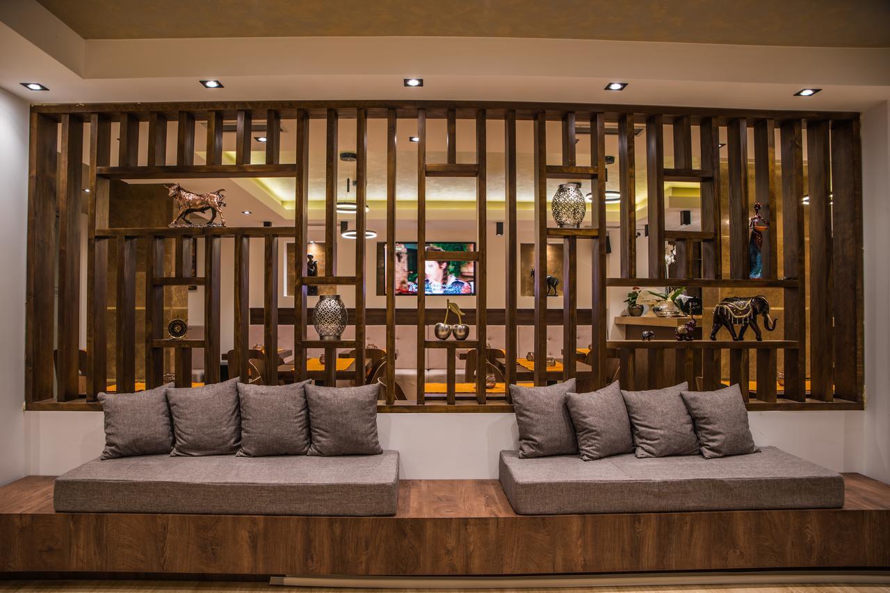 Boutique Hotel Salina Ulcinj Extérieur photo
