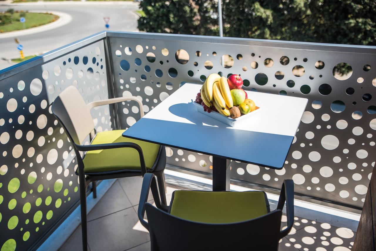 Boutique Hotel Salina Ulcinj Extérieur photo