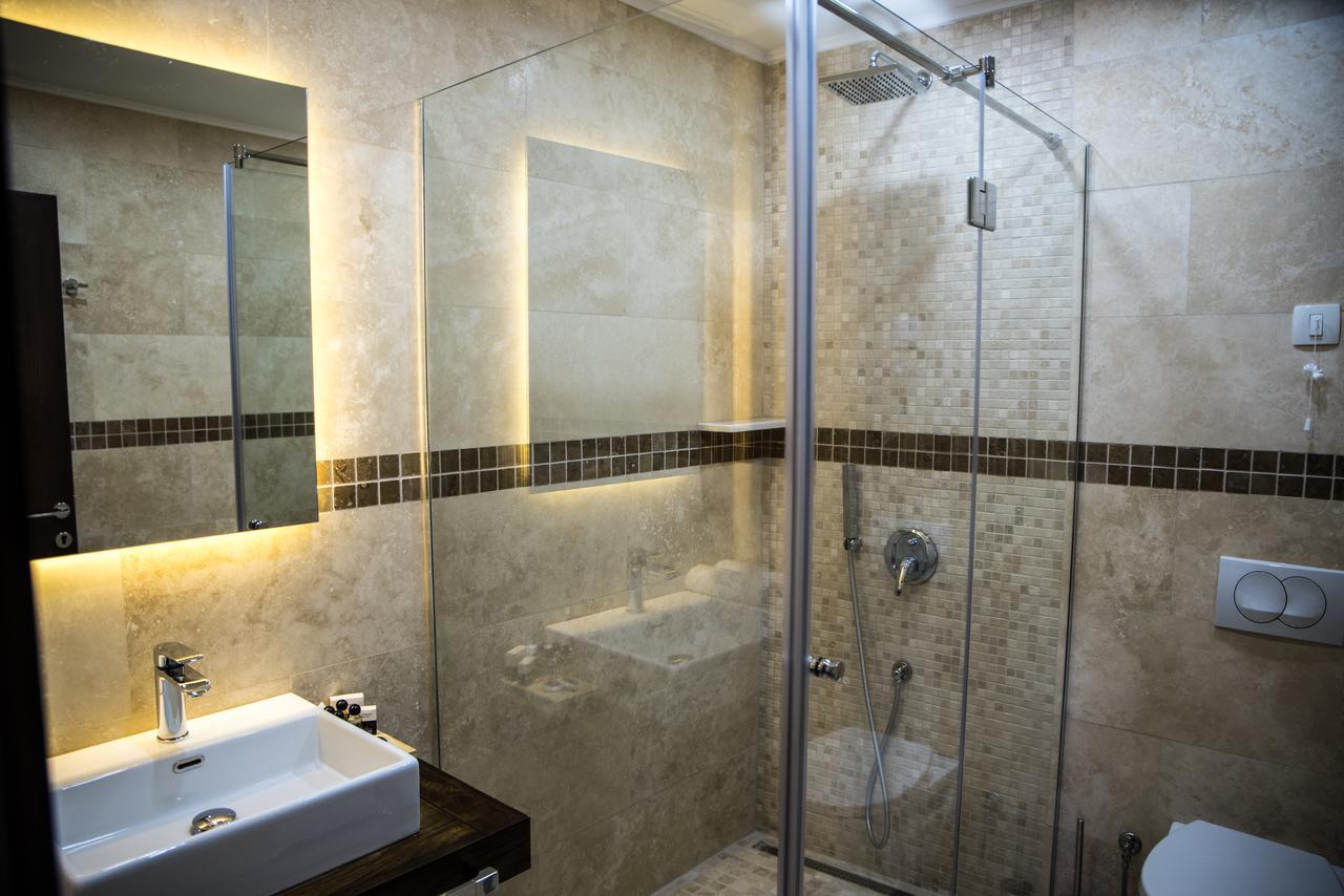 Boutique Hotel Salina Ulcinj Extérieur photo