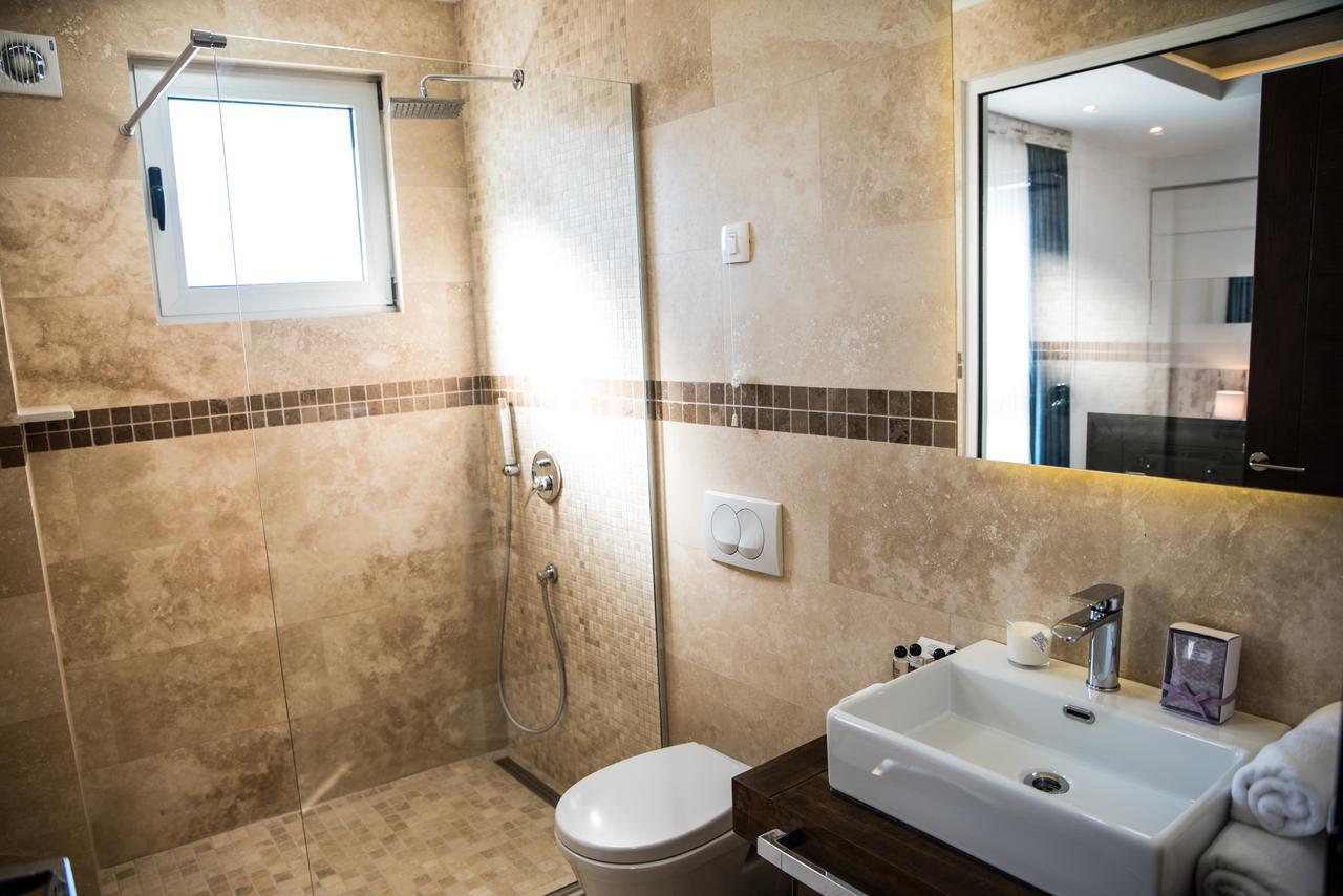 Boutique Hotel Salina Ulcinj Extérieur photo